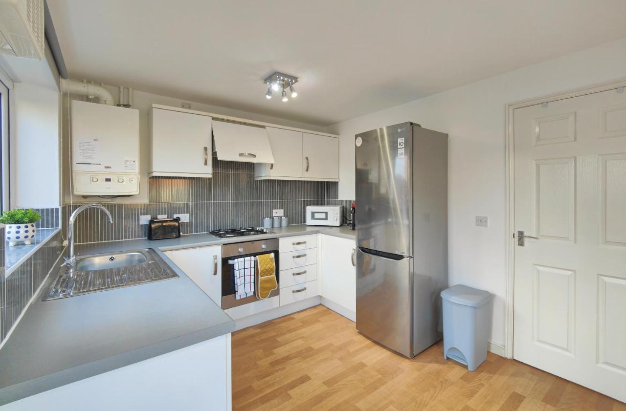 The Metcombe - Holiday Home With Free Parking 10 Minutes Walk To Etihad Stadium & Coop Live Arena Manchester Exterior foto